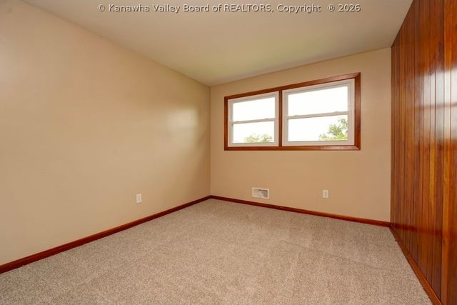 918 Churchill Circle, Charleston, WV 25314