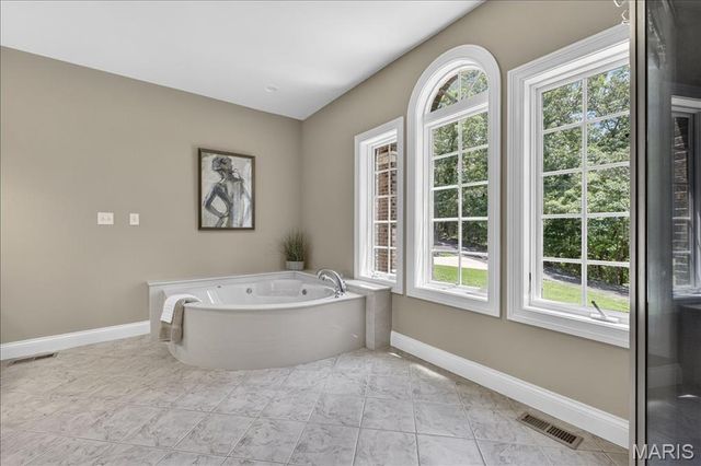 18517 Gredan Court, Pacific, MO 63069