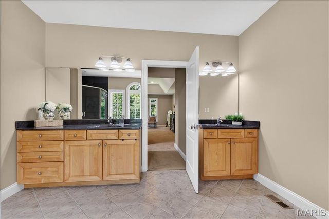18517 Gredan Court, Pacific, MO 63069