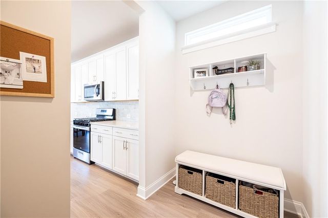 671 Smokey Quartz Way, Kennesaw, GA 30144