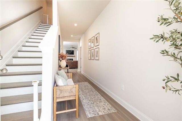 671 Smokey Quartz Way, Kennesaw, GA 30144