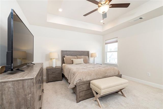 671 Smokey Quartz Way, Kennesaw, GA 30144