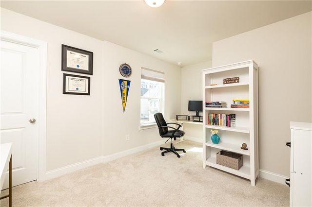 671 Smokey Quartz Way, Kennesaw, GA 30144