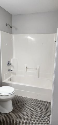 642 W 123rd Street 1, Chicago, IL 60628