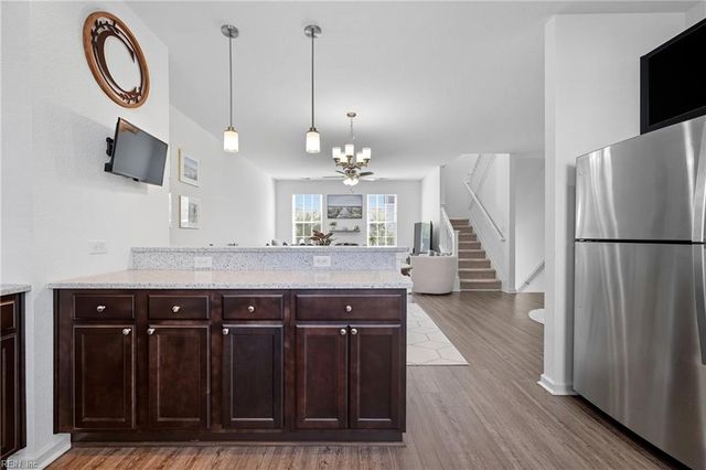 1725 Perla DR, Virginia Beach, VA 23456