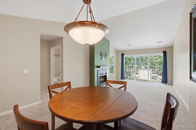 320 N Wixom Road 30, Wixom, MI 48393