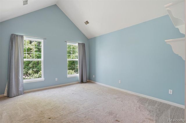 320 N Wixom Road 30, Wixom, MI 48393
