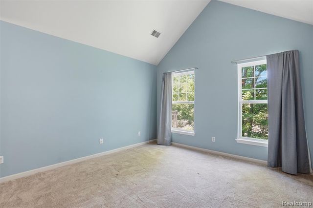 320 N Wixom Road 30, Wixom, MI 48393