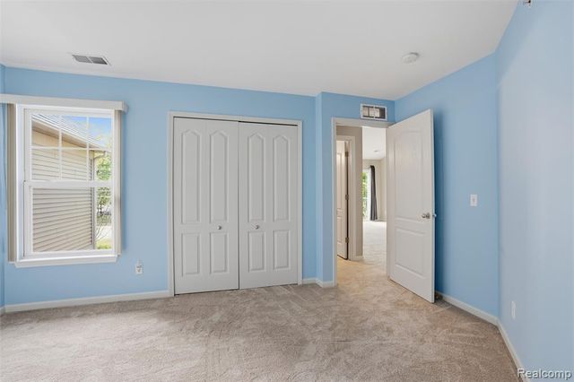 320 N Wixom Road 30, Wixom, MI 48393