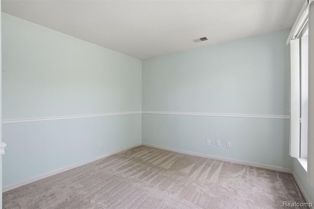 320 N Wixom Road 30, Wixom, MI 48393
