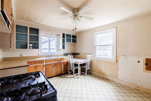 246 Thorndyke Road, Irondequoit, NY 14617