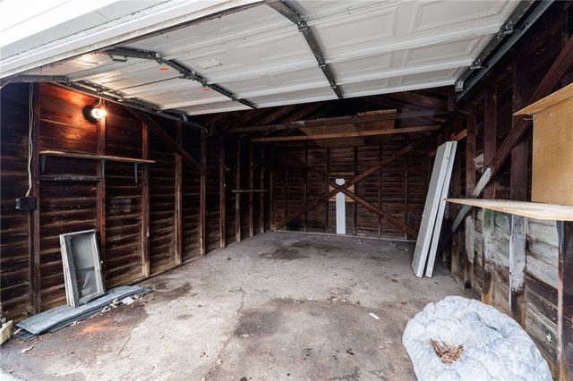 246 Thorndyke Road, Irondequoit, NY 14617