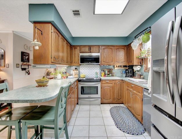 1 Montserrat, Hot Springs Village, AR 71909