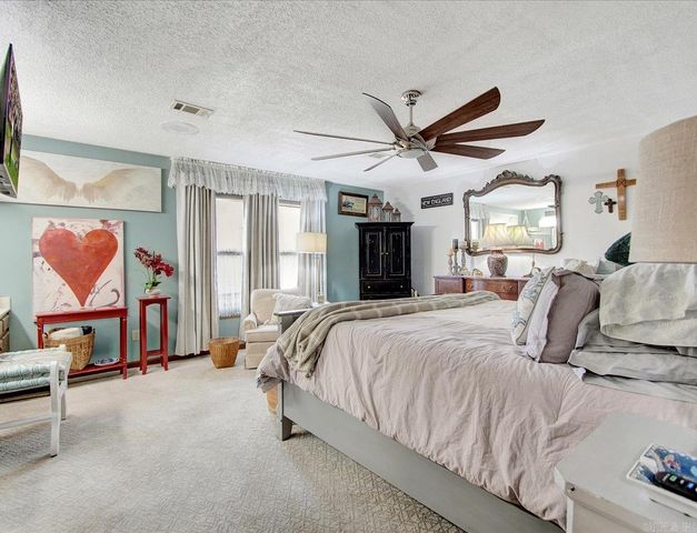 1 Montserrat, Hot Springs Village, AR 71909