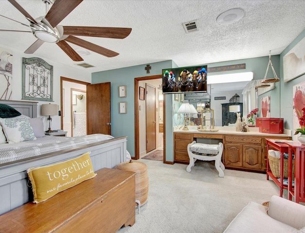 1 Montserrat, Hot Springs Village, AR 71909