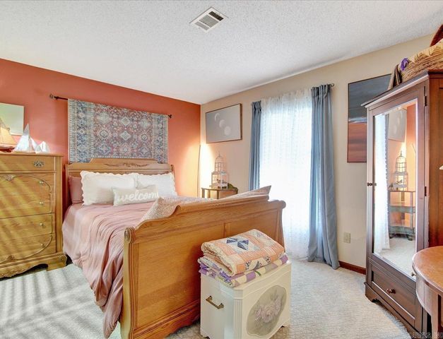 1 Montserrat, Hot Springs Village, AR 71909