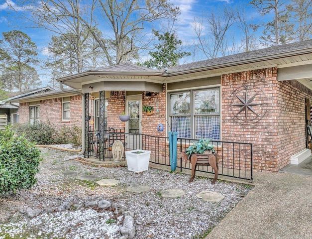 1 Montserrat, Hot Springs Village, AR 71909