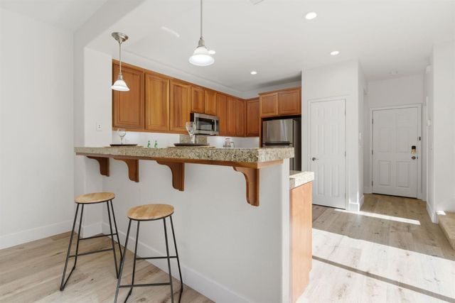 68 W Belleza Ln, Mountain House, CA 95391