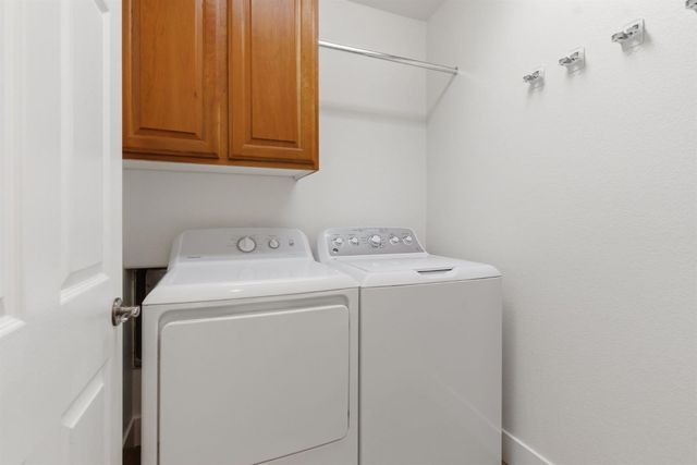 68 W Belleza Ln, Mountain House, CA 95391