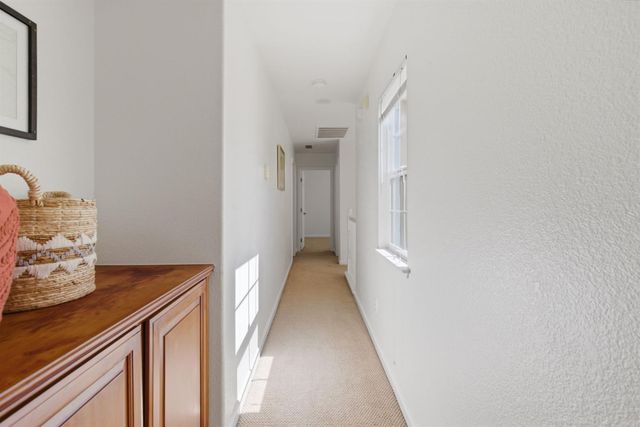 68 W Belleza Ln, Mountain House, CA 95391