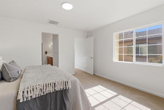 68 W Belleza Ln, Mountain House, CA 95391