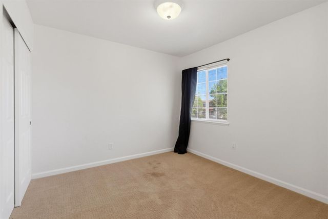 68 W Belleza Ln, Mountain House, CA 95391