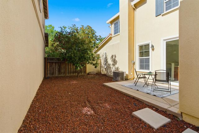 68 W Belleza Ln, Mountain House, CA 95391