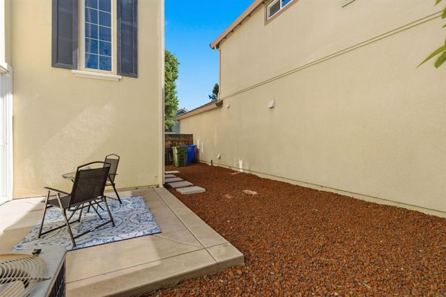 68 W Belleza Ln, Mountain House, CA 95391