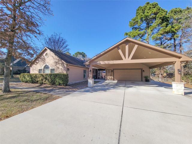 21610 Fearless Drive, Hockley, TX 77447