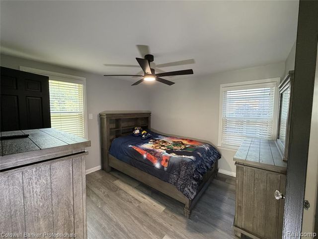 1168 N Vernier Road, Grosse Pointe, MI 48236