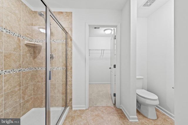 107 CABBAGE WHITE DR, Lake Frederick, VA 22630