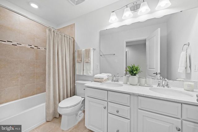 107 CABBAGE WHITE DR, Lake Frederick, VA 22630