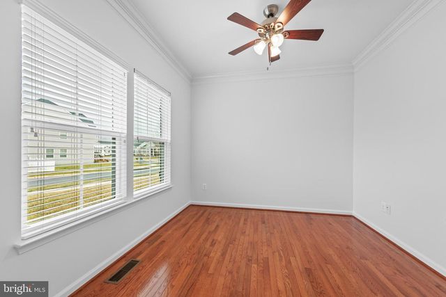 107 CABBAGE WHITE DR, Lake Frederick, VA 22630