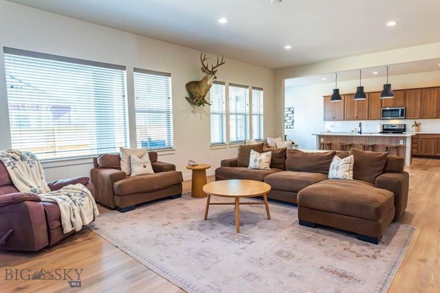 806 Halfpipe Street, Belgrade, MT 59714