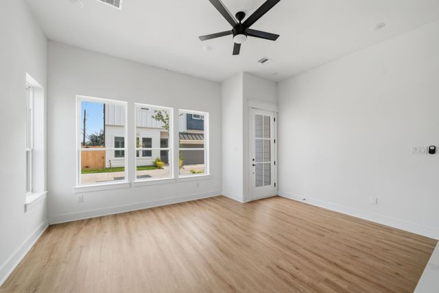 8902 Sunshine Laverne Lane, Houston, TX 77080