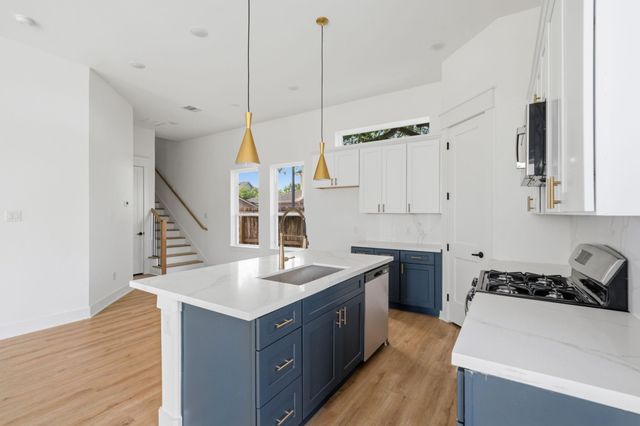 8902 Sunshine Laverne Lane, Houston, TX 77080