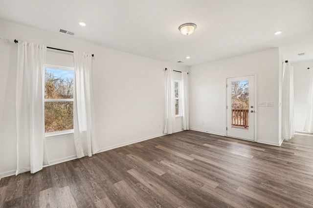 1972 Susan Rd, Columbia, TN 38401