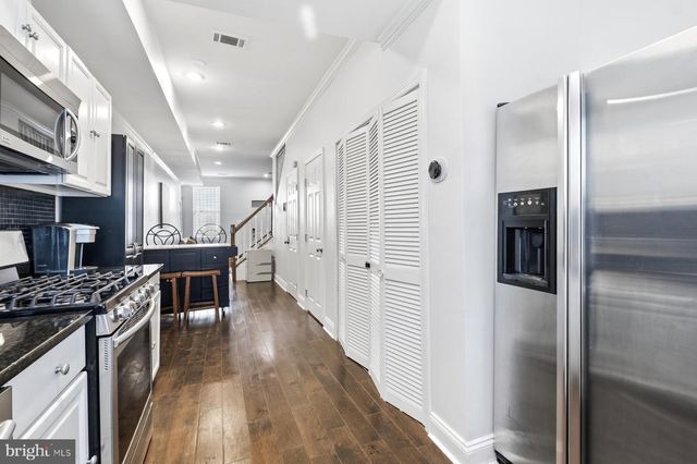 1221 WYLIE ST NE, Washington, DC 20002