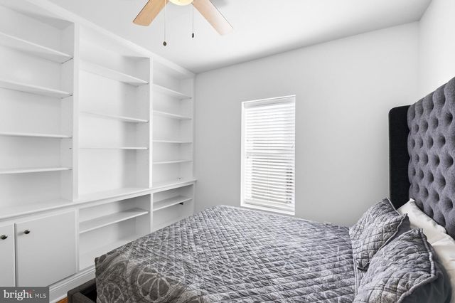 1221 WYLIE ST NE, Washington, DC 20002