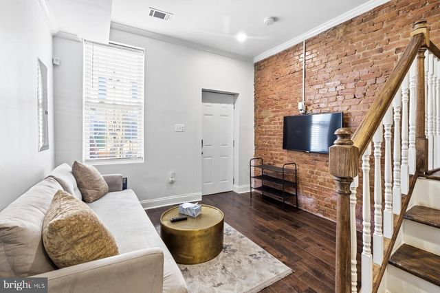 1221 WYLIE ST NE, Washington, DC 20002