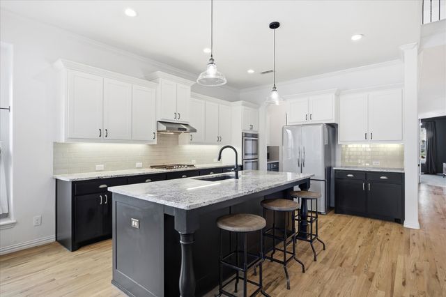 609 Bordeaux Drive, Rockwall, TX 75087