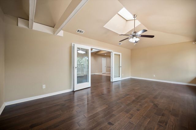 1905 Nottingham Boulevard, Fort Worth, TX 76112