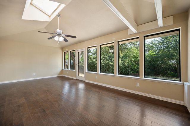 1905 Nottingham Boulevard, Fort Worth, TX 76112