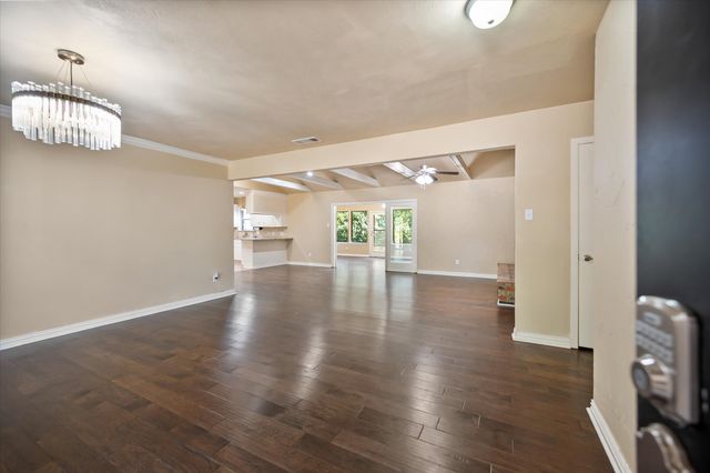 1905 Nottingham Boulevard, Fort Worth, TX 76112