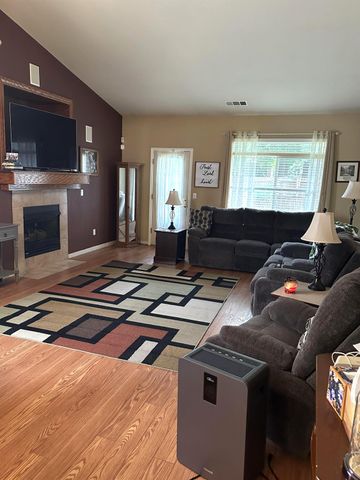 9011 Bridalveil Cir, Stockton, CA 95212