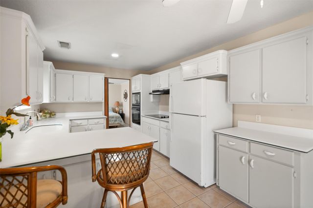 354 Fisher Street, Matagorda, TX 77414