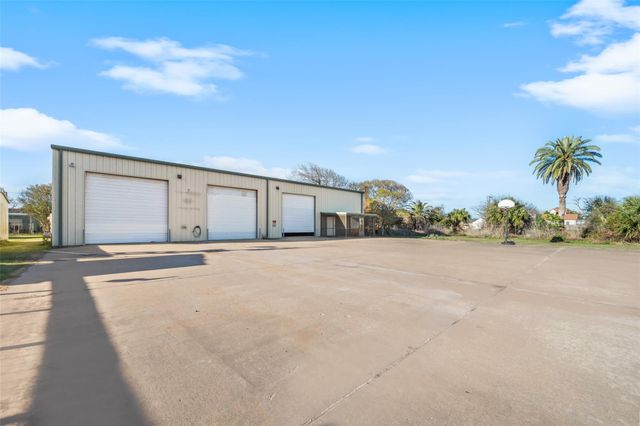 354 Fisher Street, Matagorda, TX 77414