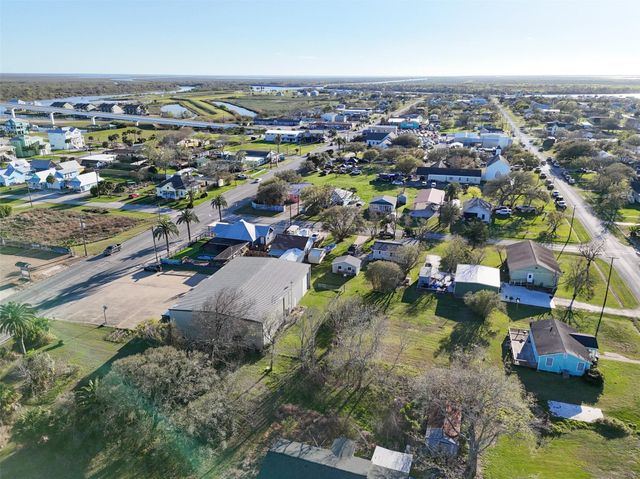 354 Fisher Street, Matagorda, TX 77414