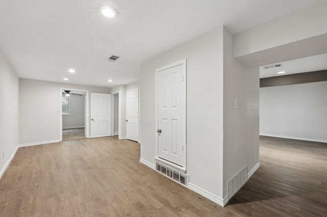 6833 Parkwood Drive, North Richland Hills, TX 76182