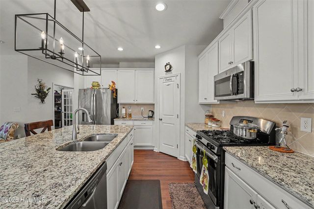 123 Carbone Lane, Clayton, NC 27527